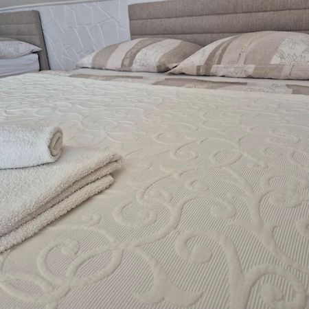 Sarreti Apartmanhaz Balatonfüred Exteriér fotografie
