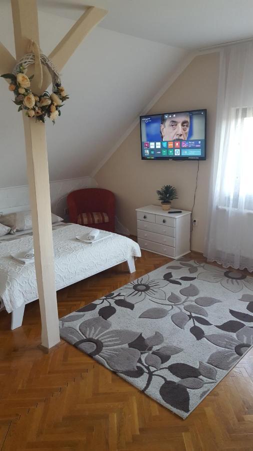 Sarreti Apartmanhaz Balatonfüred Exteriér fotografie
