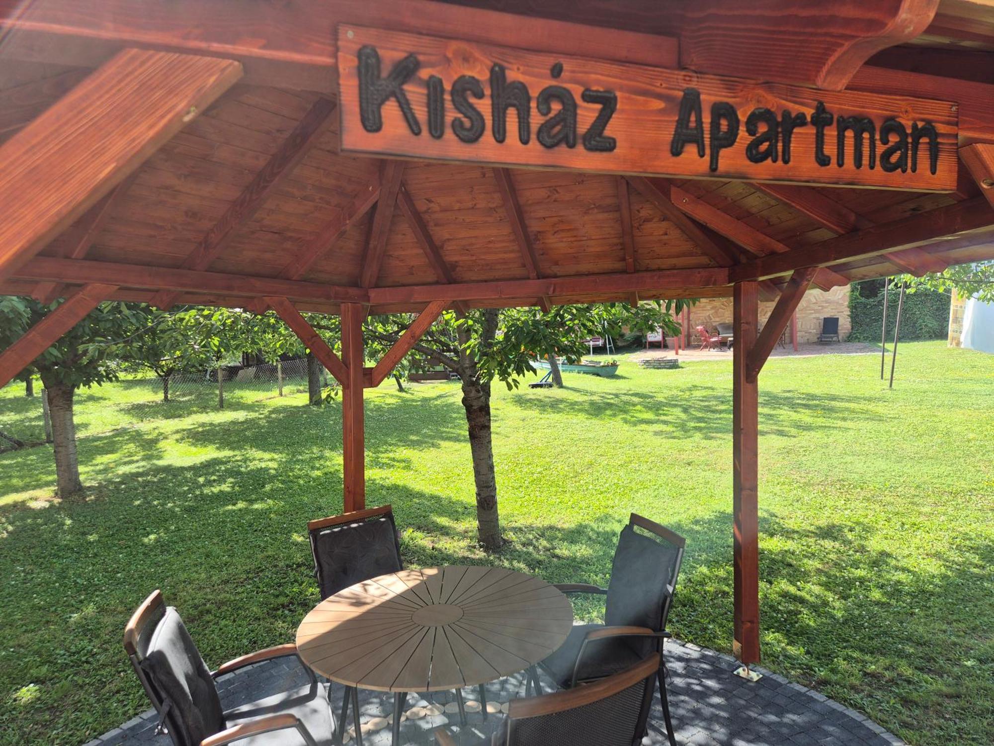 Sarreti Apartmanhaz Balatonfüred Exteriér fotografie