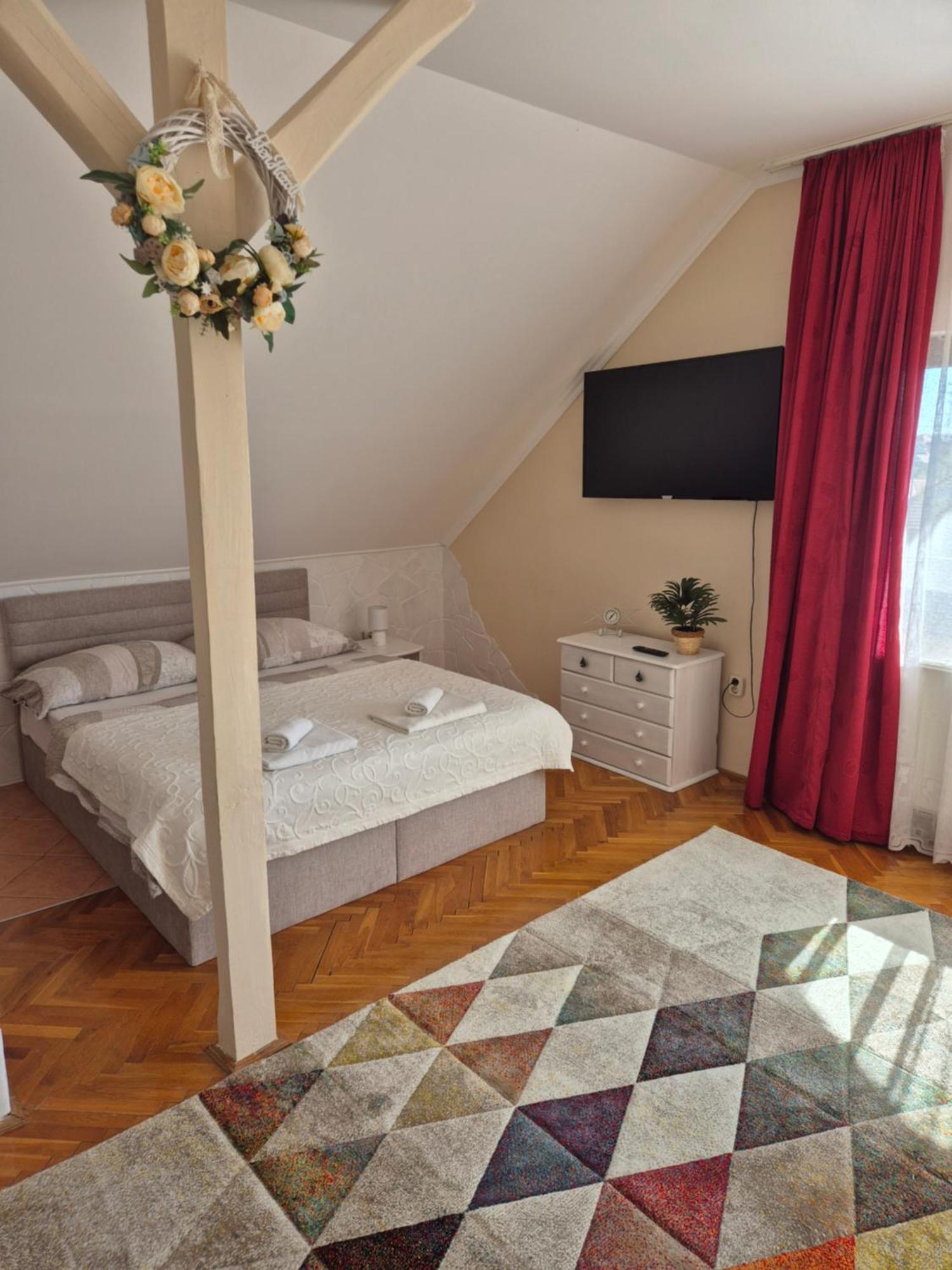 Sarreti Apartmanhaz Balatonfüred Exteriér fotografie